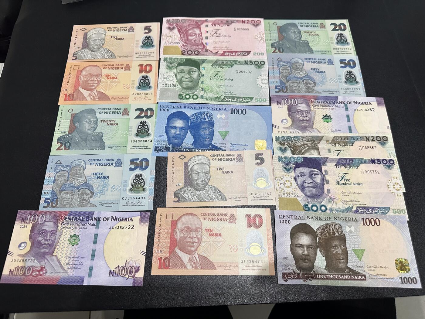 《外钞收藏家》第六百二十四期（精品场）（长期征集拍品、欢迎藏友们联系合作） 尼日利亚两个版本 16张一起 全新UNC