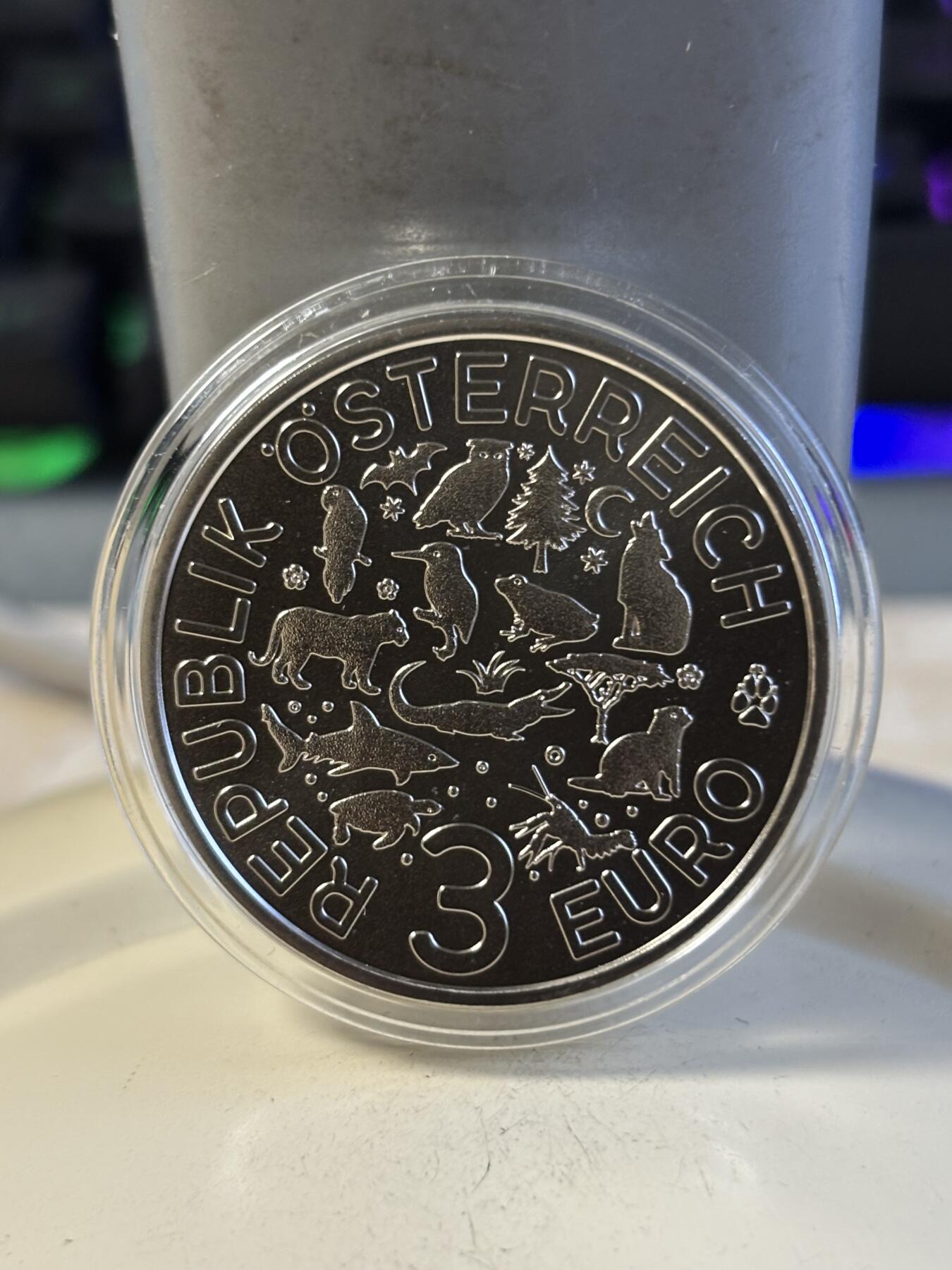 第196期拍卖 奥地利2017年多彩动物夜光系列2老虎荧光效果彩币