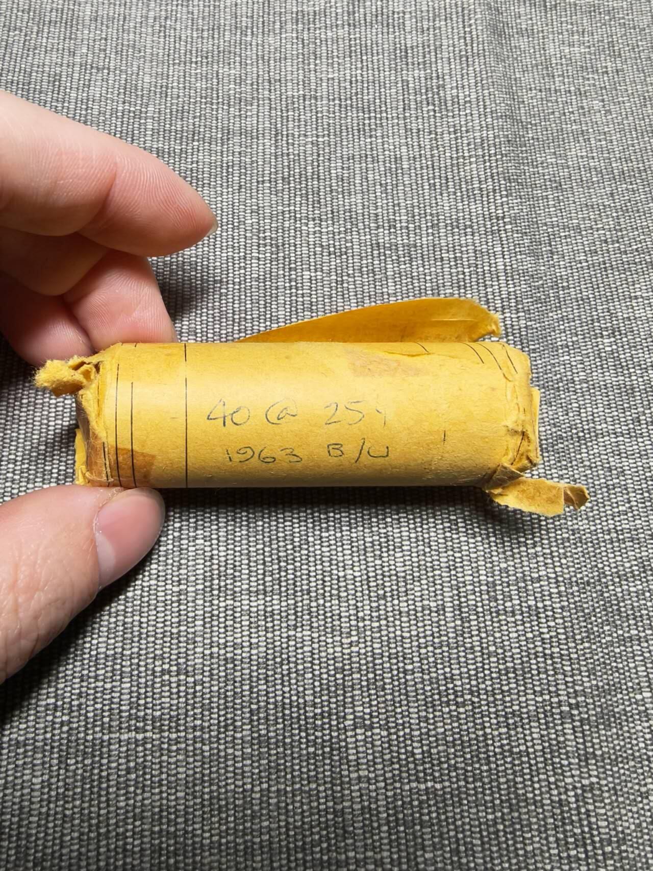 卷拆1963年加拿大伊丽莎白二世驯鹿25分银币