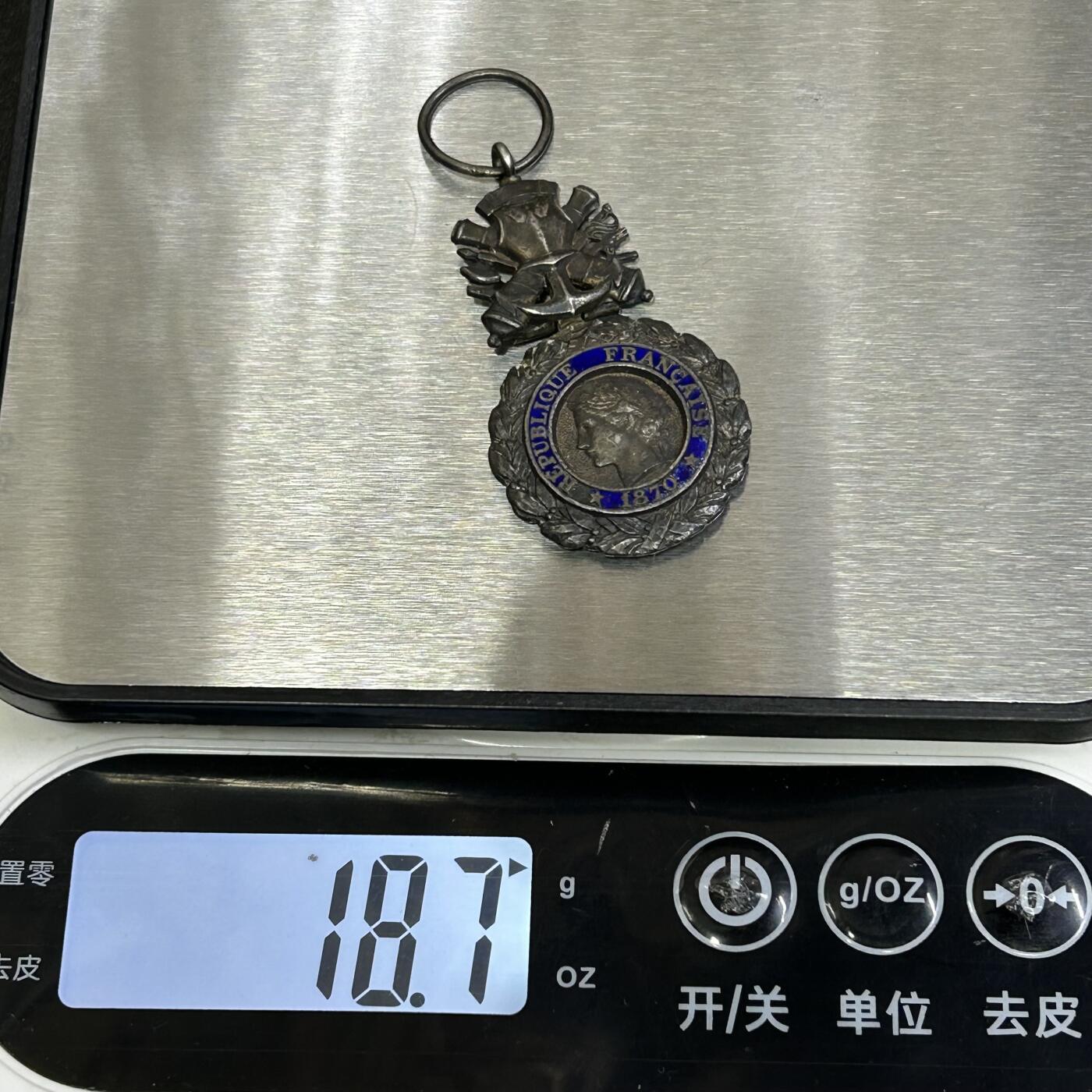 西秦中古拍卖第八十三期  法国第三共和国军事奖章 18.7克950银
