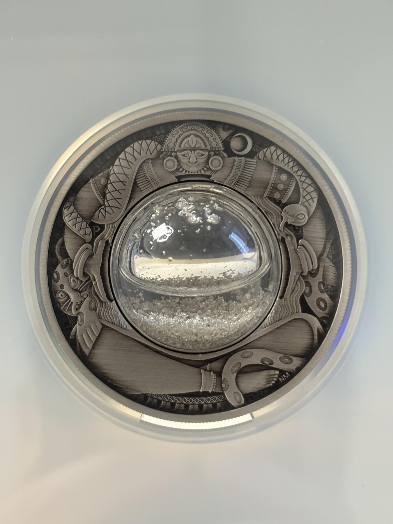 第197期拍卖 图瓦卢2021月亮眼泪镶银颗粒仿古银币NGC-MS70，999银，2盎司，发行2500枚