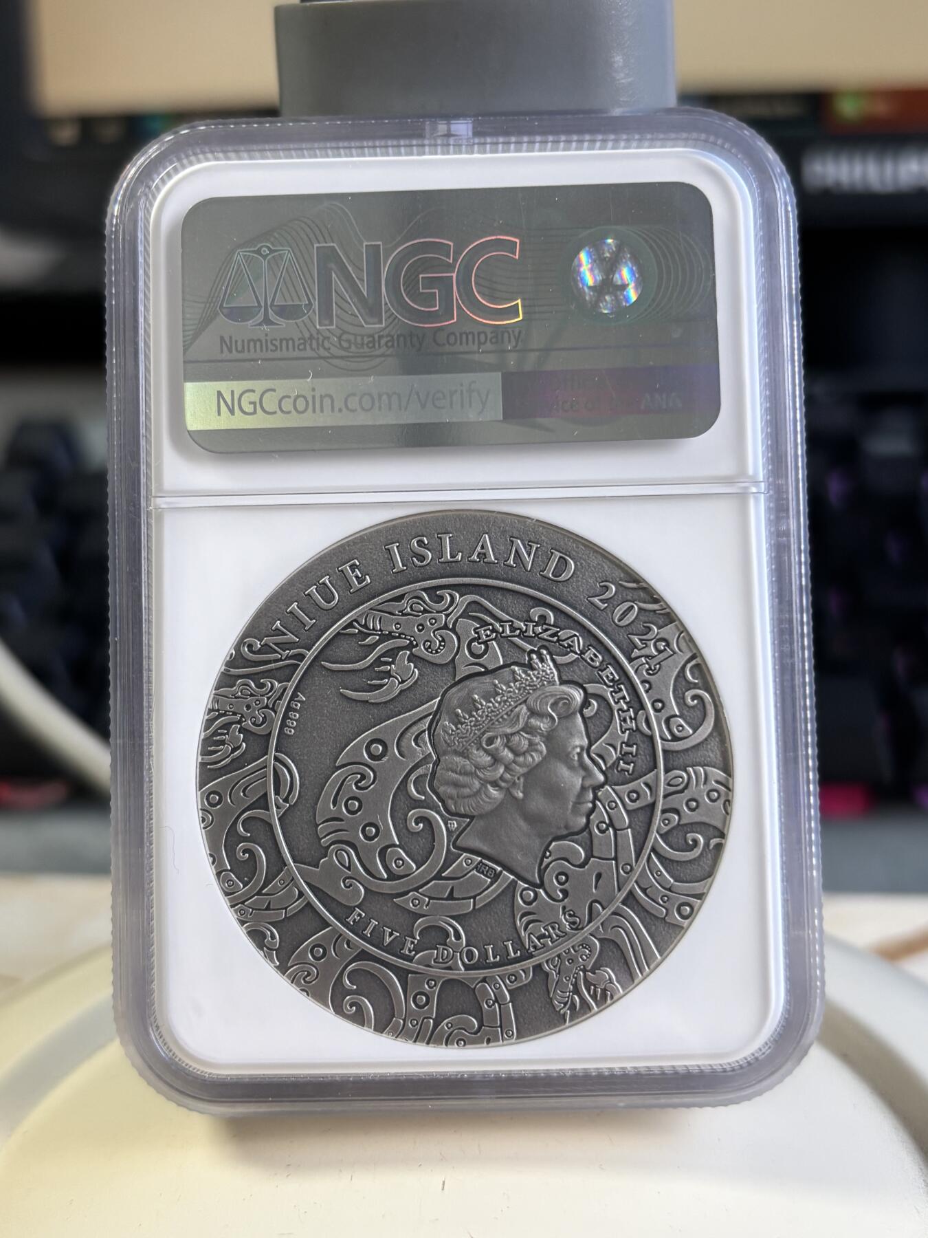 第197期拍卖 纽埃2021年中国帝王系列汉武帝2盎司高浮雕银币NGC-MS70无盒证书，999银，发行量500枚