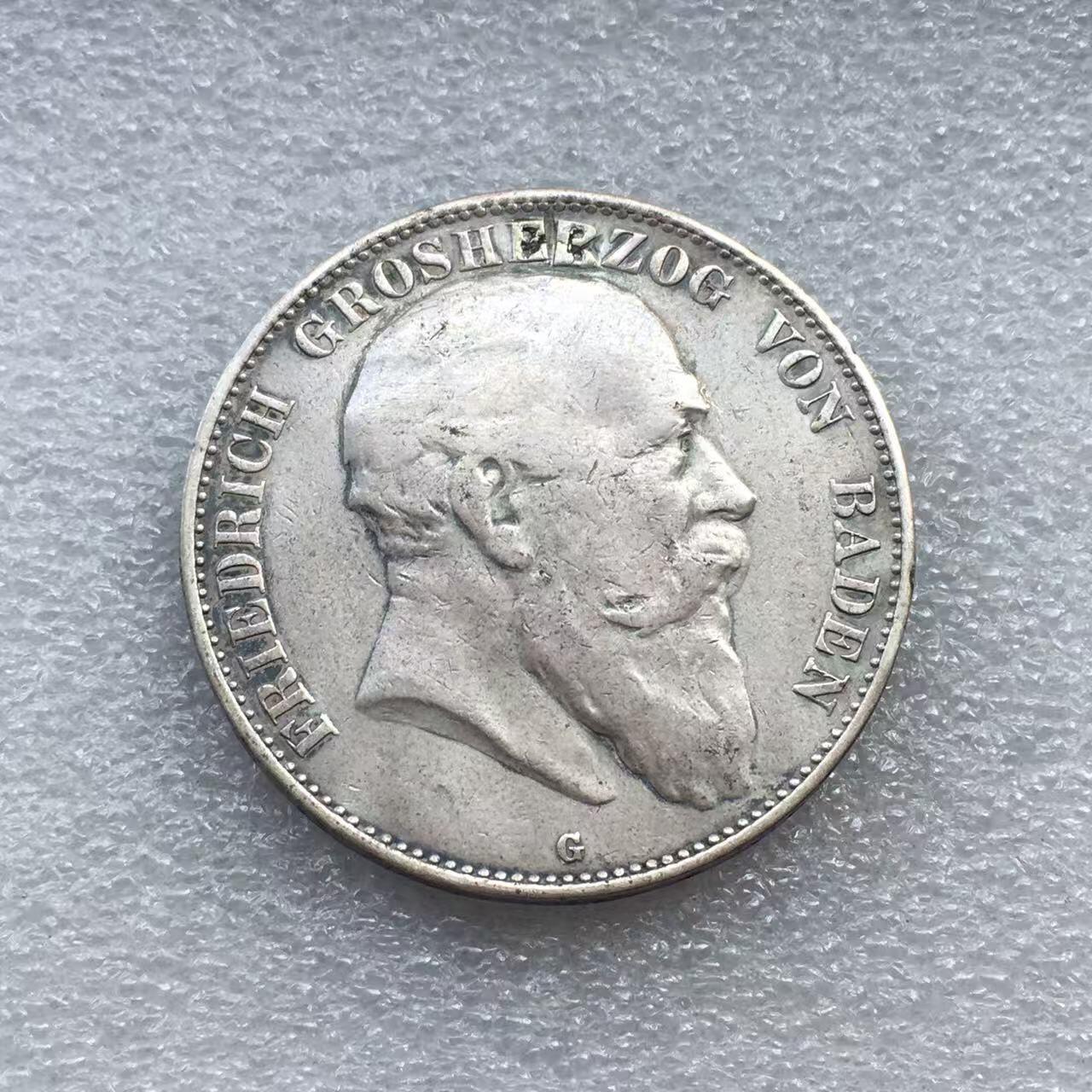 世界钱币专场拍卖 每周二开拍