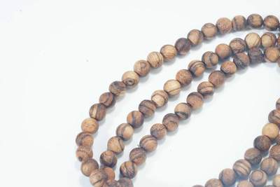 上海都达杂项专场103【全场包邮】  天然加里曼丹沉香0.8多圈圆珠手串 附鉴定证书62-132