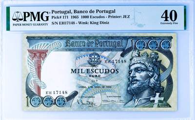 【Blue Auction】世界纸币精拍第805期——18级TOP拍卖/信誉/品质/专业/高效💫 - 葡萄牙 1965年1000埃斯库多最高值 PMG40 正面为“诗人国王”迪尼什一世 是最早鼓励建立商船队和海上力量的葡萄牙国王 反面描绘1290年里斯本大学成立时的场景 （不论什么原因，1965年版的1000埃斯库多注定是命运多舛的，尽管两面都设计精美大气，但它的流通时间却很短，不到两年。1967年即被新版替代，使得其存世量稀少。这张纸币可以说是近现代葡萄牙纸币的代表，很多玩家手上都缺这张）