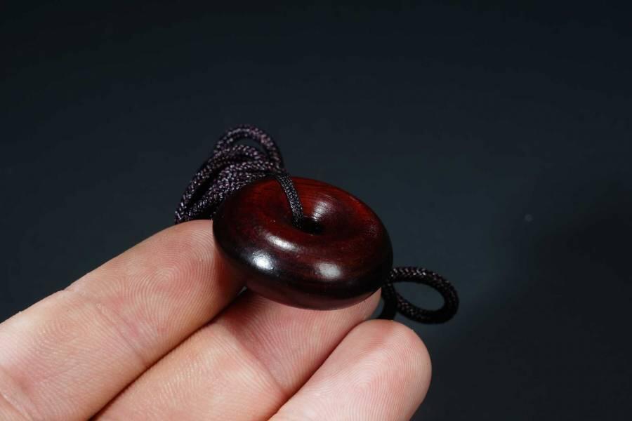 上海都达杂项专场七十二【全场包邮】 印度小叶紫檀平安扣挂件67-318