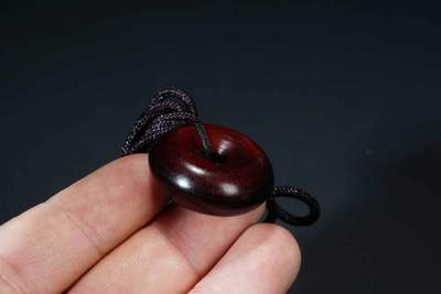 上海都达杂项专场103【全场包邮】  印度小叶紫檀平安扣挂件67-318