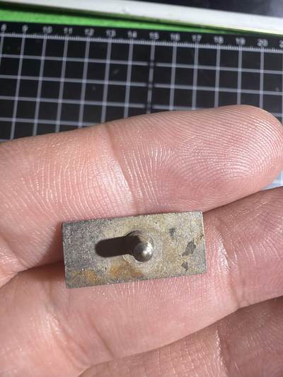 古冰库章牌勋赏收藏0起拍卖 合金徽章一个