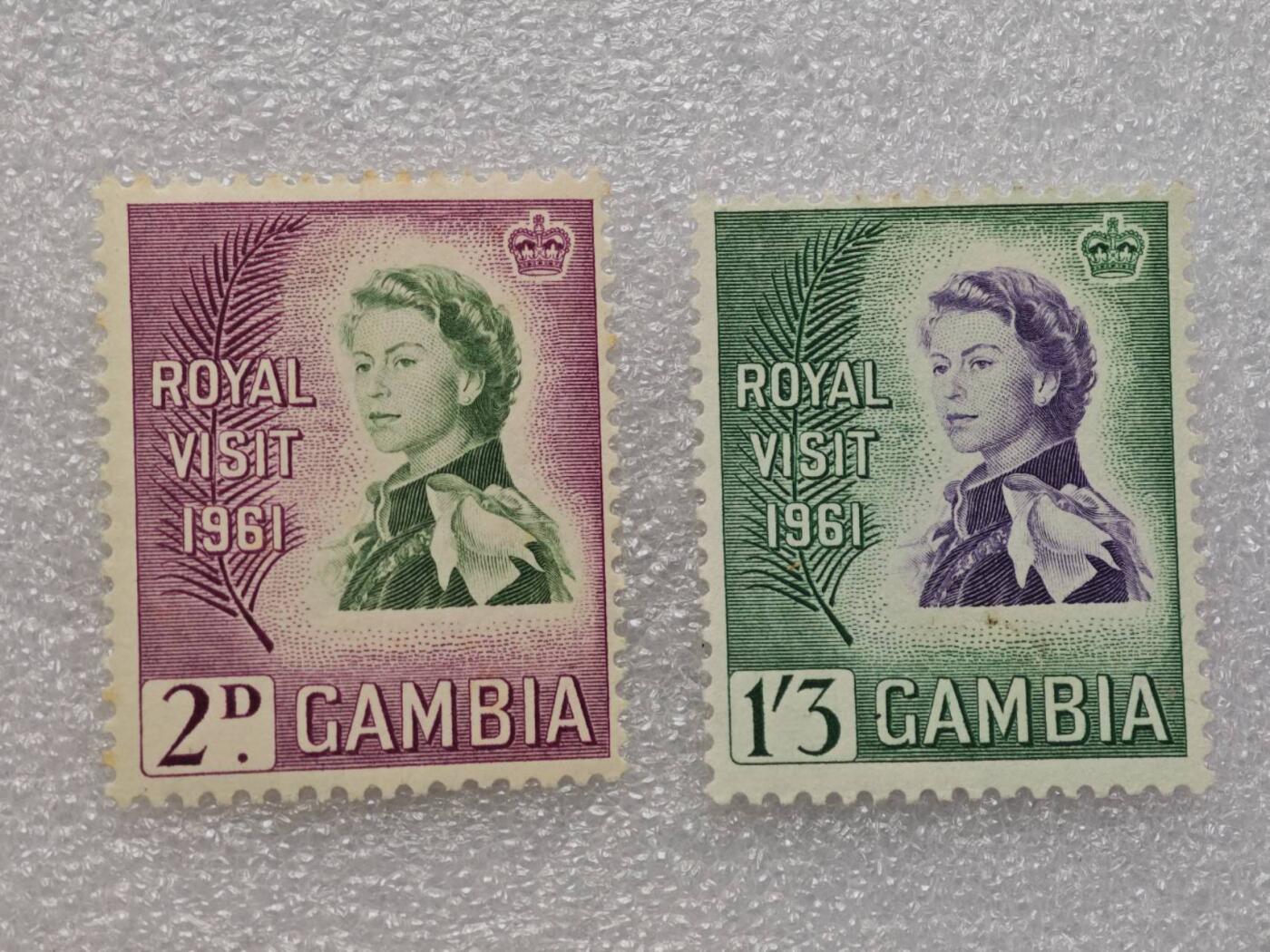  【淘币小摊】限时拍第八百九十一拍  外国老邮票 印花税票 火花纸品场    每周一统一发货 冈比亚1961年女王邮票2枚全新未使用