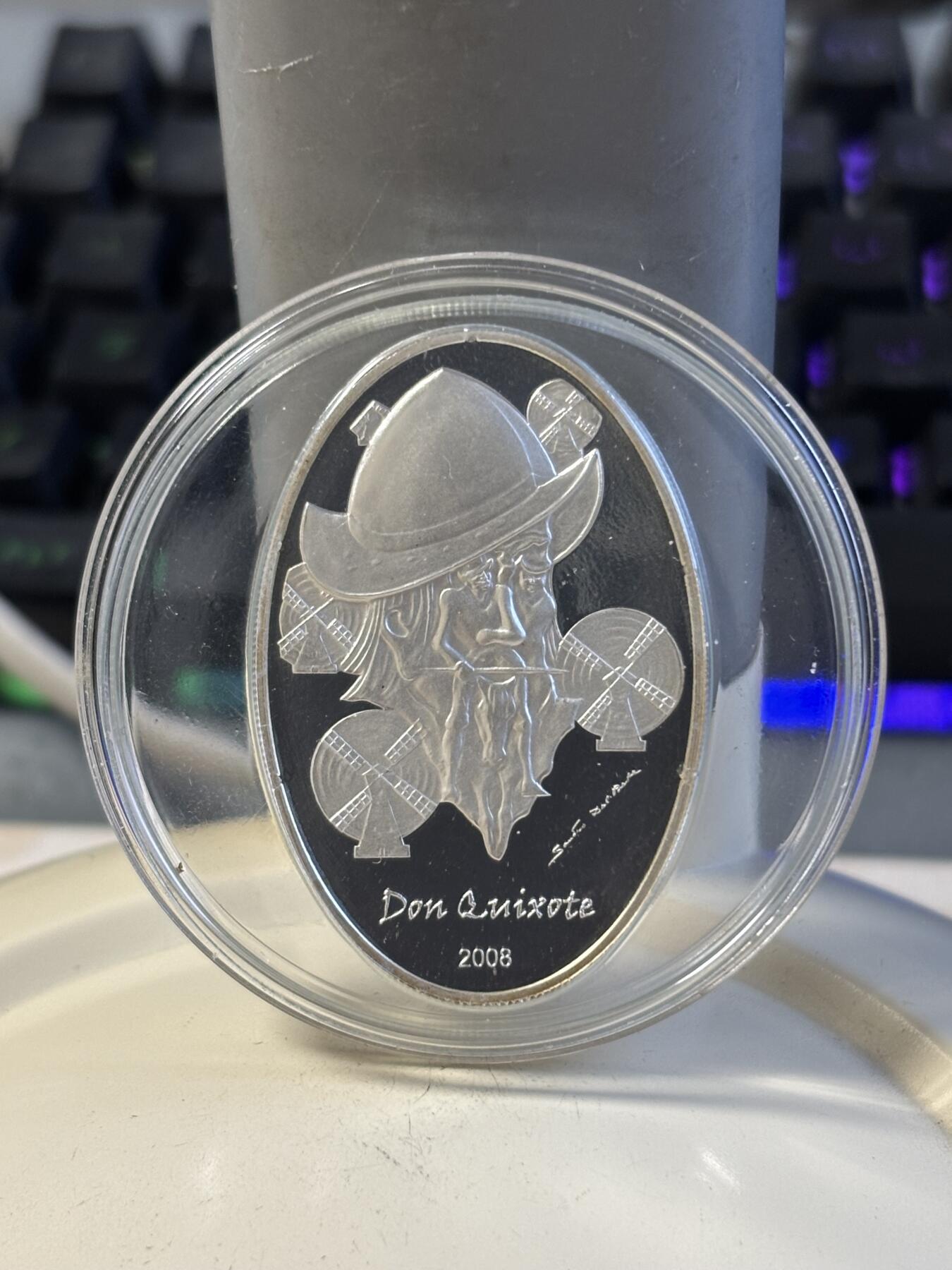 第196期拍卖 帕劳2008塞万提斯堂吉诃德三维立体椭圆型银币，925银，25克，发行2500枚