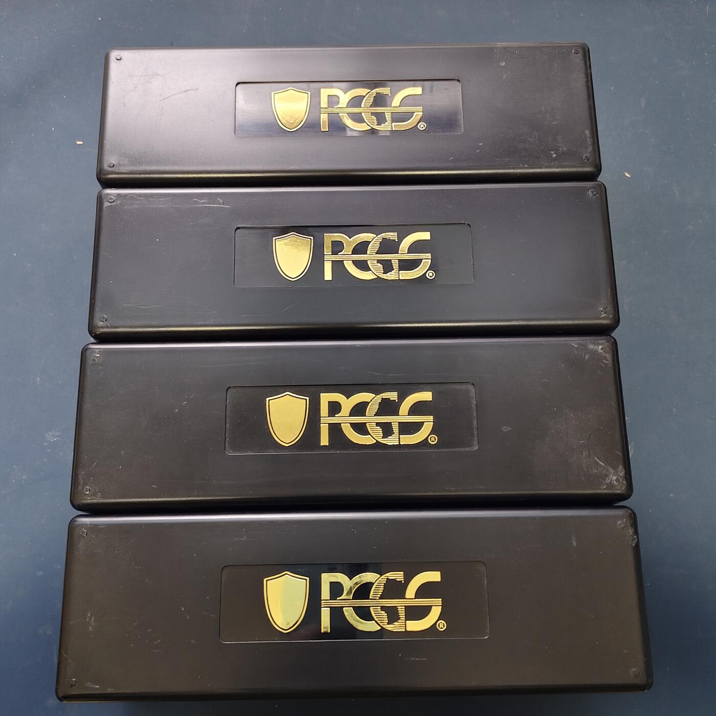 【全场包邮】纯粹捡漏拍519场 【收藏工具】PCGS评级币20枚装收纳盒-黑盒4个