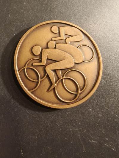 老王徽章第191期 - 法国体育拉斐尔·金嘉纳奖大铜章     直径50mm     重量49.5g