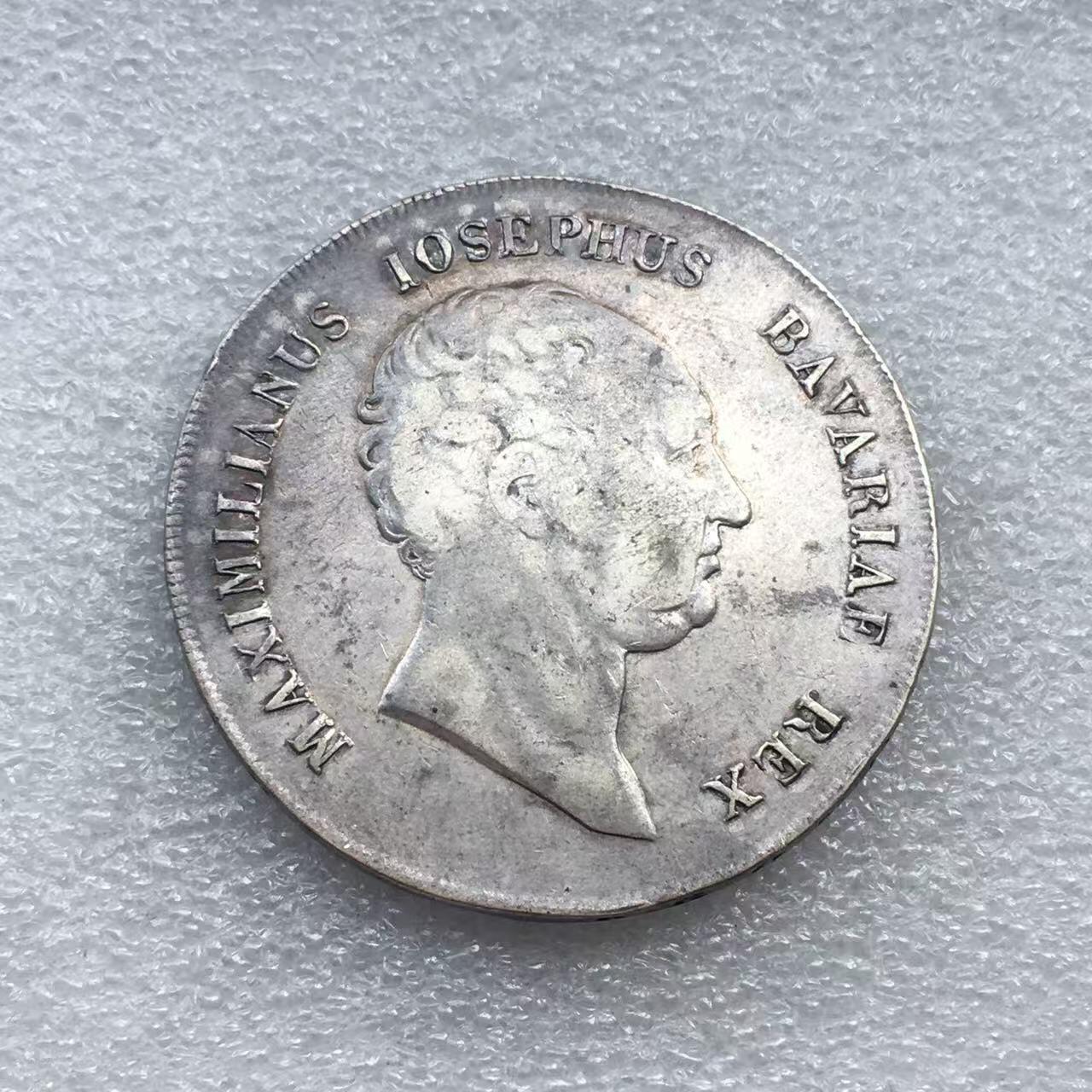 世界钱币专场拍卖 每周二开拍 1813年德国巴伐利亚马克西米利安双剑1泰勒银币