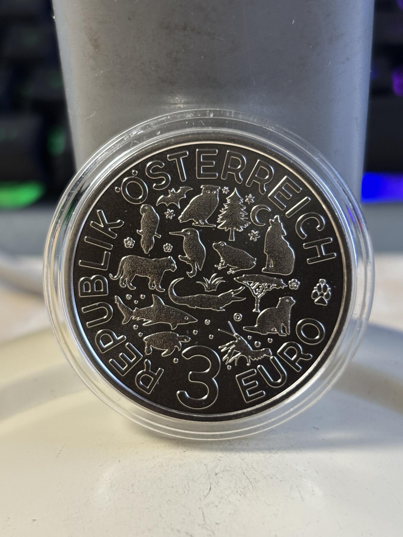 第196期拍卖 奥地利2017年多彩动物夜光系列2老虎荧光效果彩币