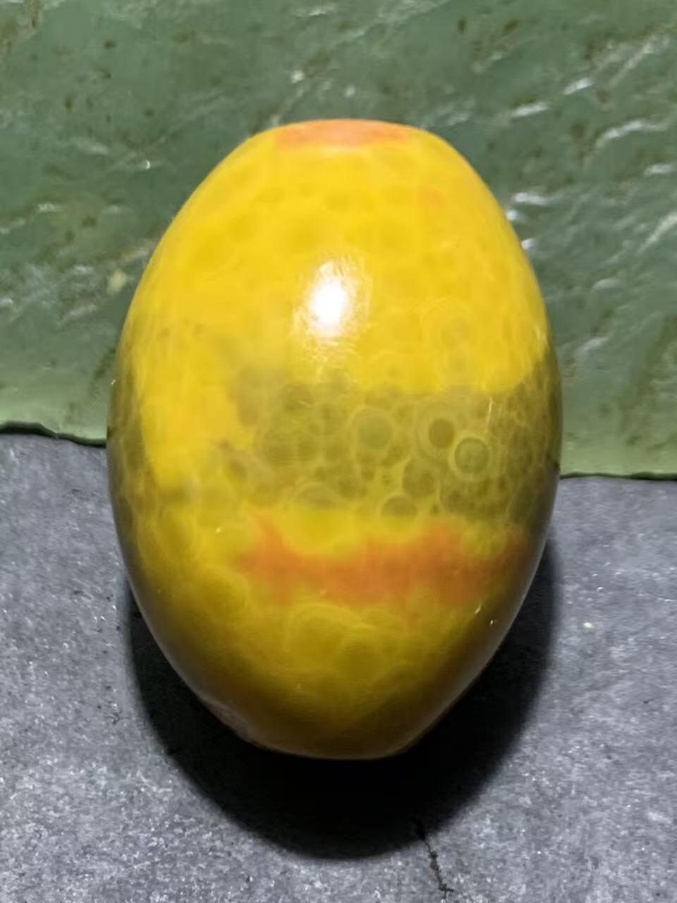 冰飘鱼籽纹战国红玛瑙桶珠一颗！