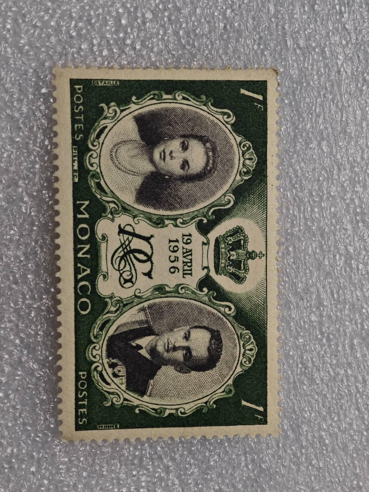  【淘币小摊】限时拍第八百九十一拍  外国老邮票 印花税票 火花纸品场    每周一统一发货 摩纳哥1956年国王夫妇1法郎邮票全新未使用