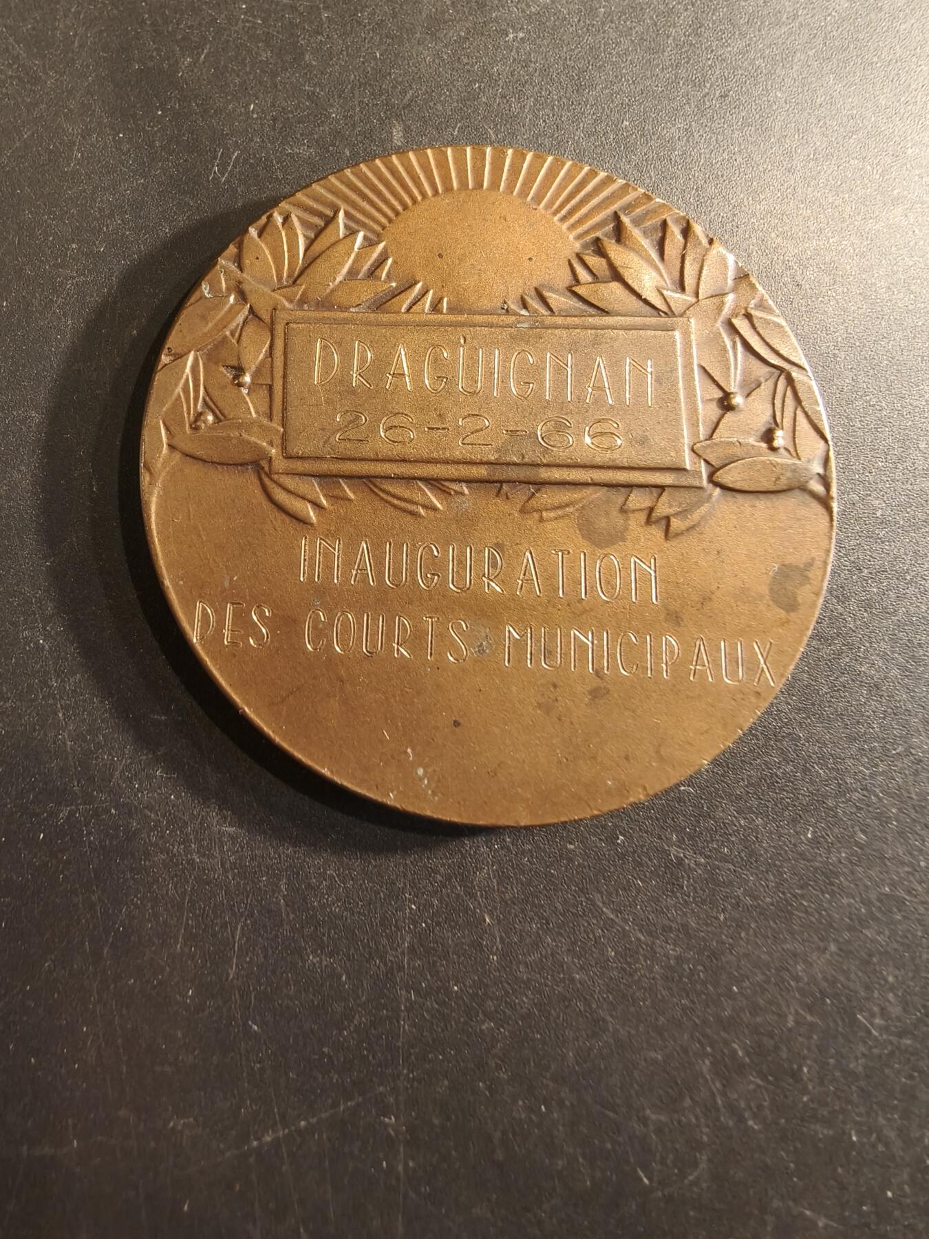 老王徽章第191期 法国网球运动主题大铜章      直径50mm     重量55.8g