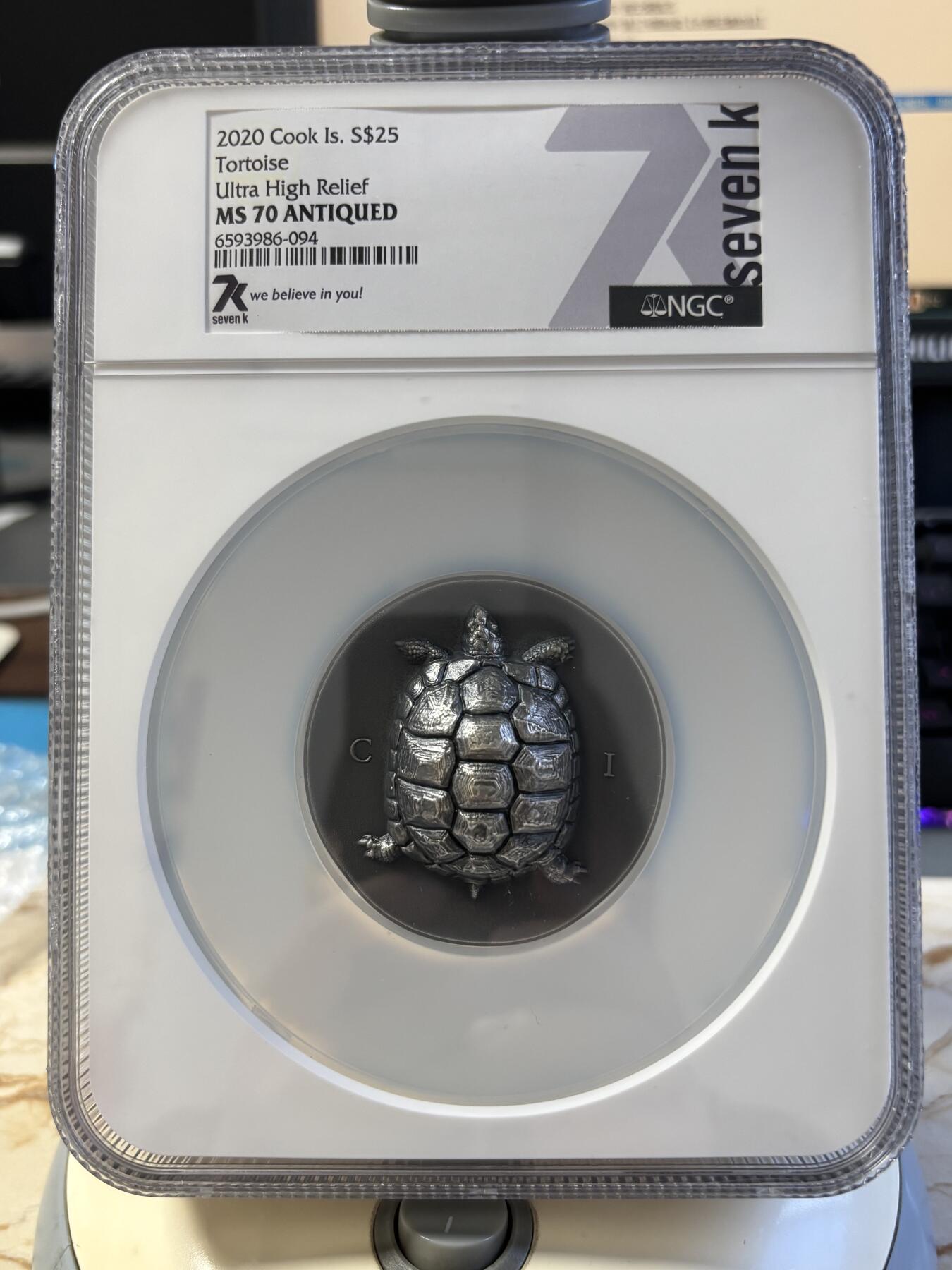 第197期拍卖 库克2020年货币上的乌龟盎司仿古银币NGC-MS70，999银，5盎司