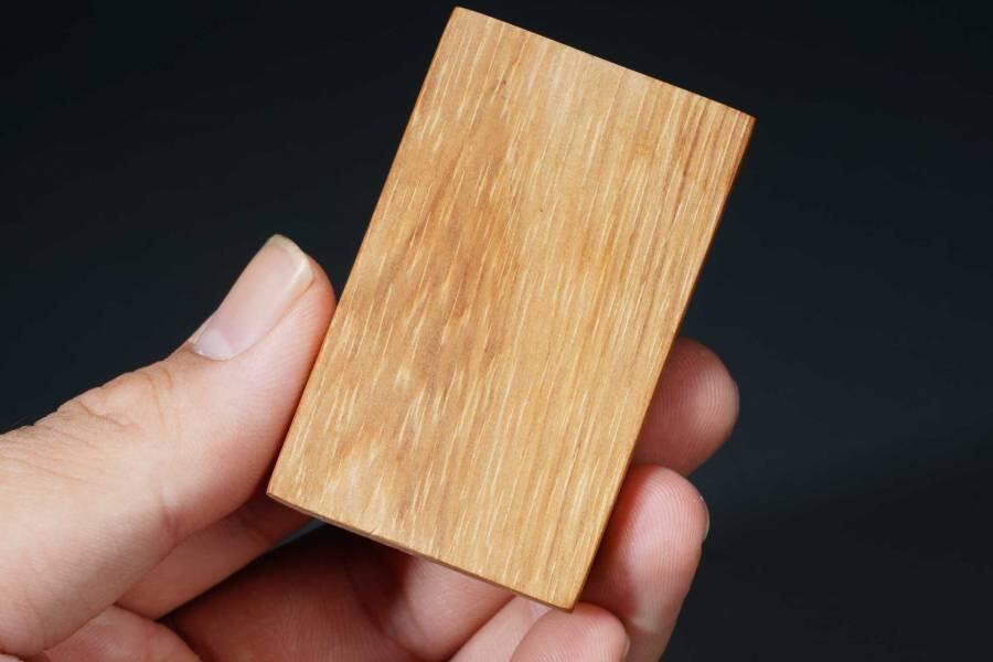 上海都达杂项专场七十二【全场包邮】 巴西贡木平安无事牌挂件64-341