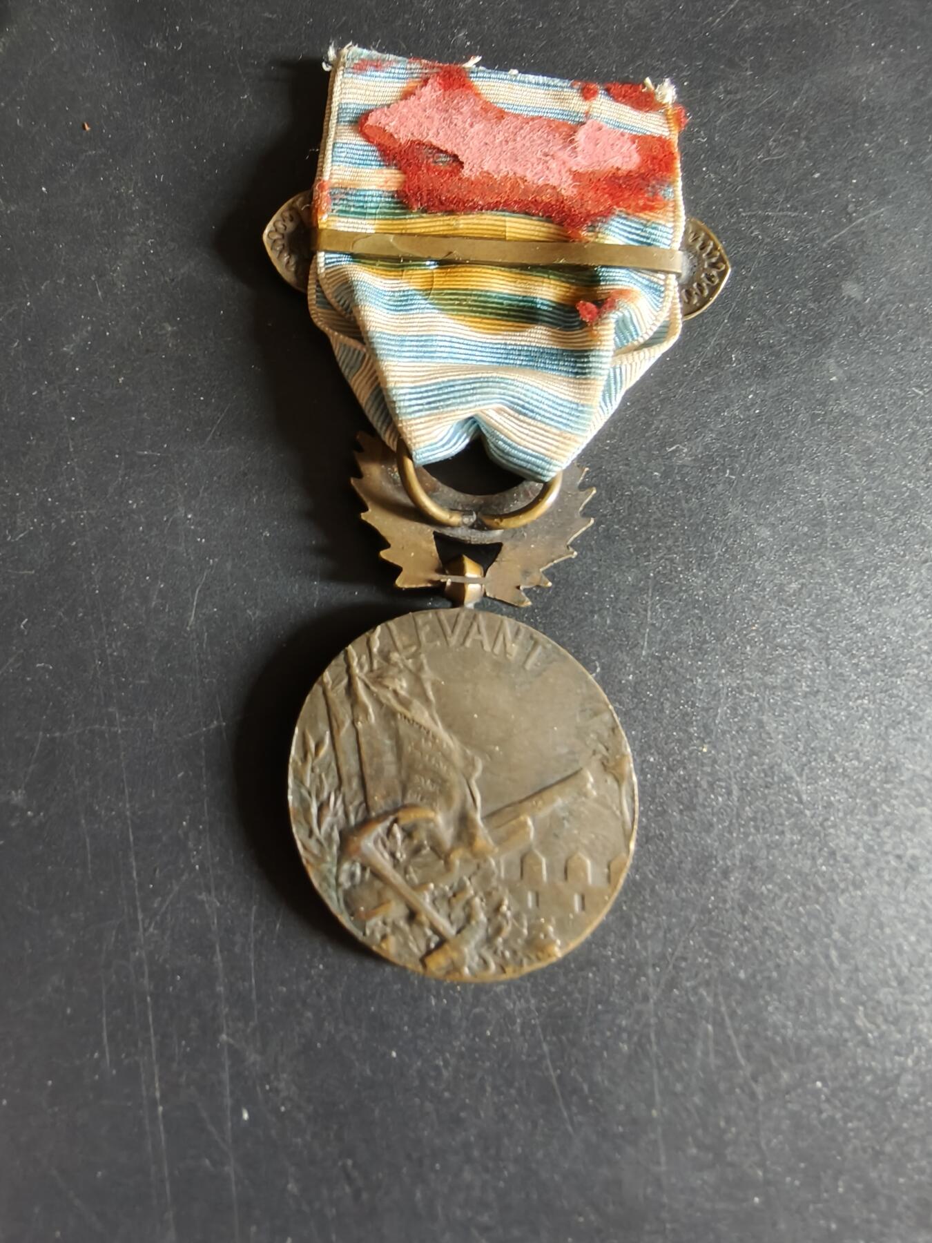 老王徽章第191期 法国二战黎凡特战役奖章     带黎凡特勋条