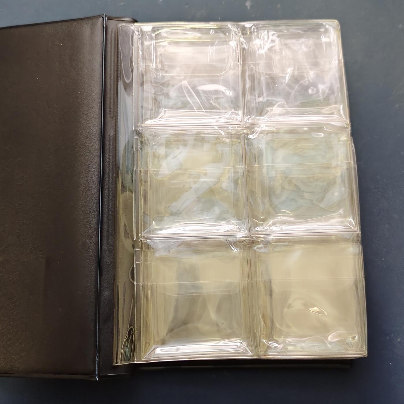 【全场包邮】纯粹捡漏拍519场 【收藏工具】钱币册等收藏工具一批-含6格收藏册2本+方盒一批+千禧年纪念银币证书一批