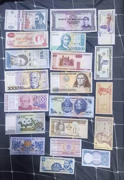 北京马甸外国币专卖第150期，外国纸币专场，陆续上拍，欢迎关注 - 散币之二：20张