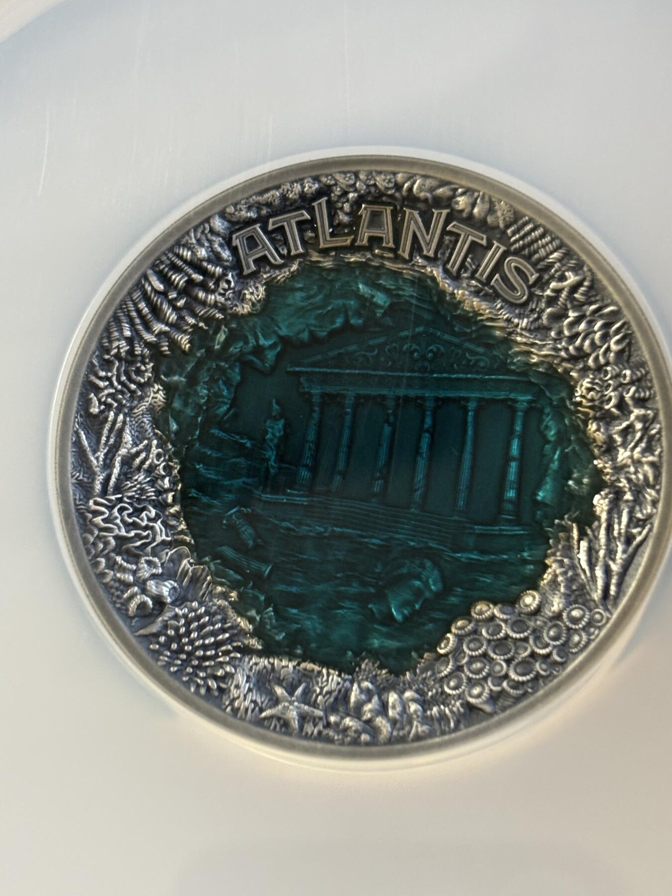第197期拍卖 纽埃2019年发行亚特兰蒂斯海底迷宫镶嵌树脂2盎司高浮雕仿古纪念银币NGC-MS70首无盒证书，999银，发行500枚