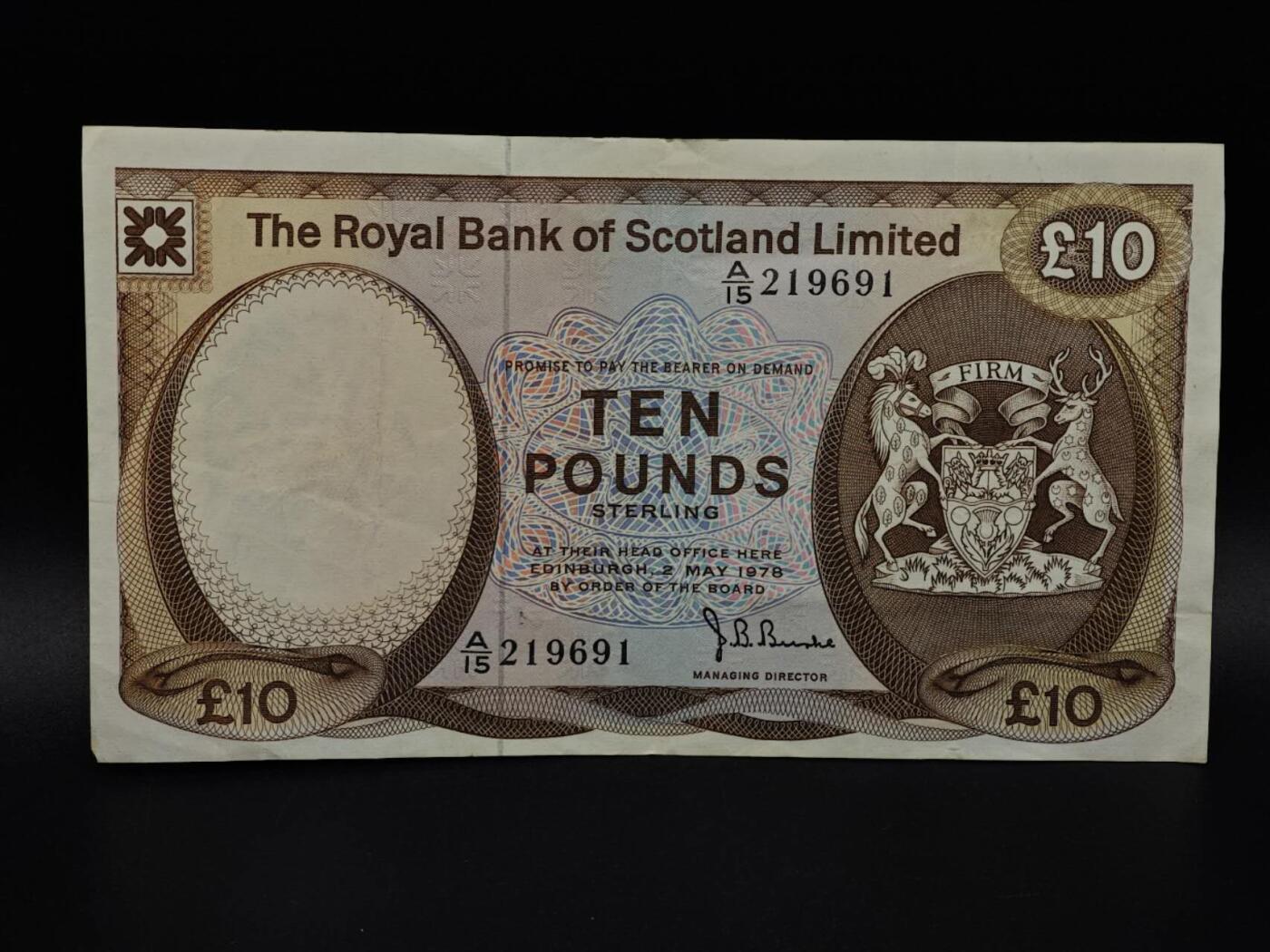  【淘币小摊】限时拍第八百九十拍   纸币场    每周一统一发货 英国苏格兰皇家银行10镑纸币【有折】