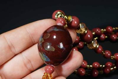 上海都达杂项专场103【全场包邮】  红色毛衣链66-262