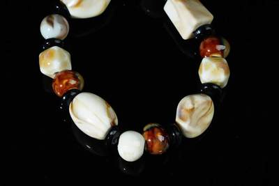 上海都达杂项专场103【全场包邮】  陶瓷随形手串61-388