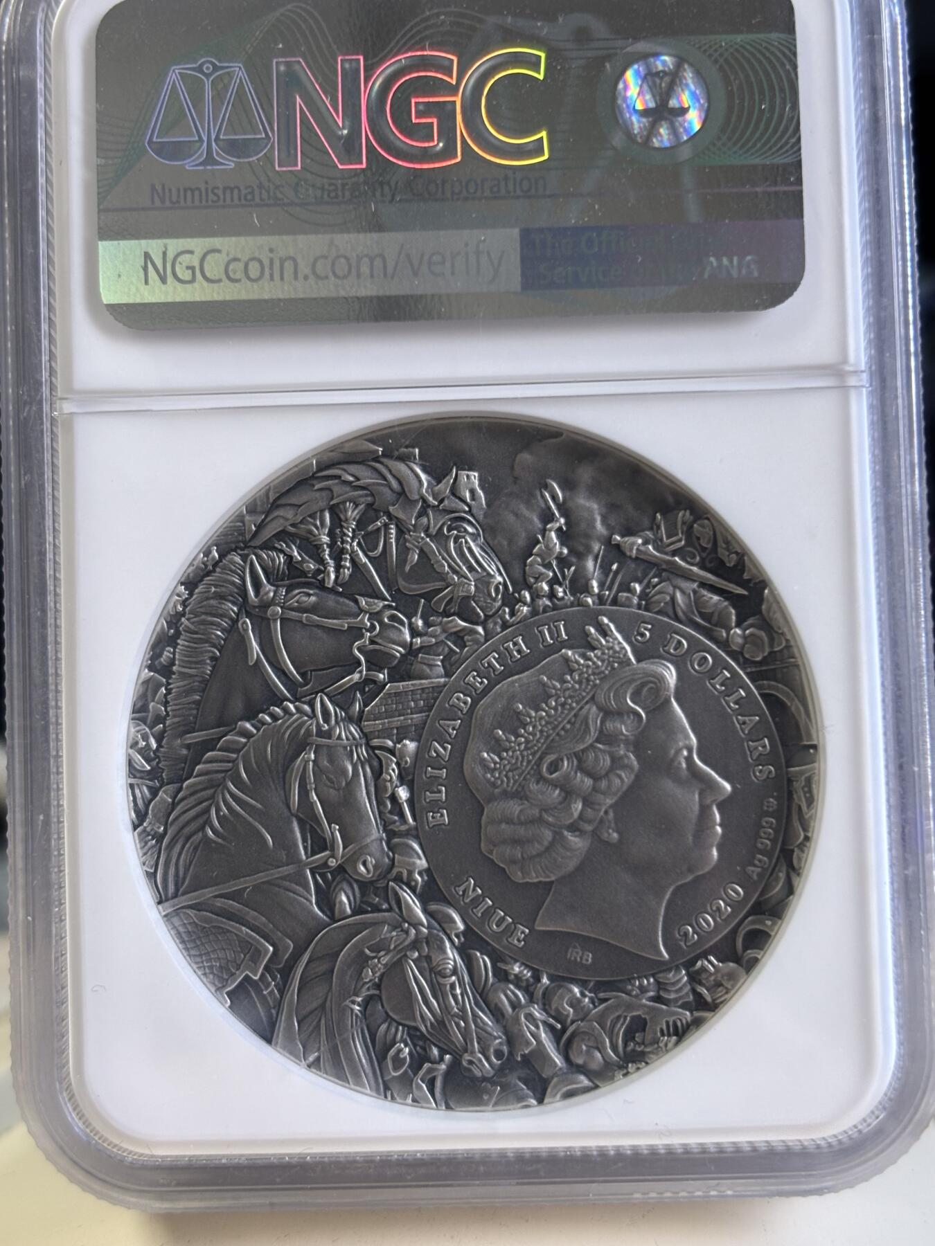 第197期拍卖 纽埃2020年天启黑马骑士镀金纪念银币NGC-MS70特殊标无盒证书，999银，发行500枚