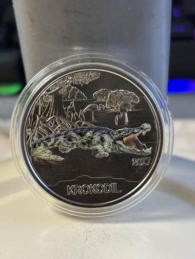 第196期拍卖 - 奥地利2017年多彩动物夜光系列3鳄鱼荧光效果彩币