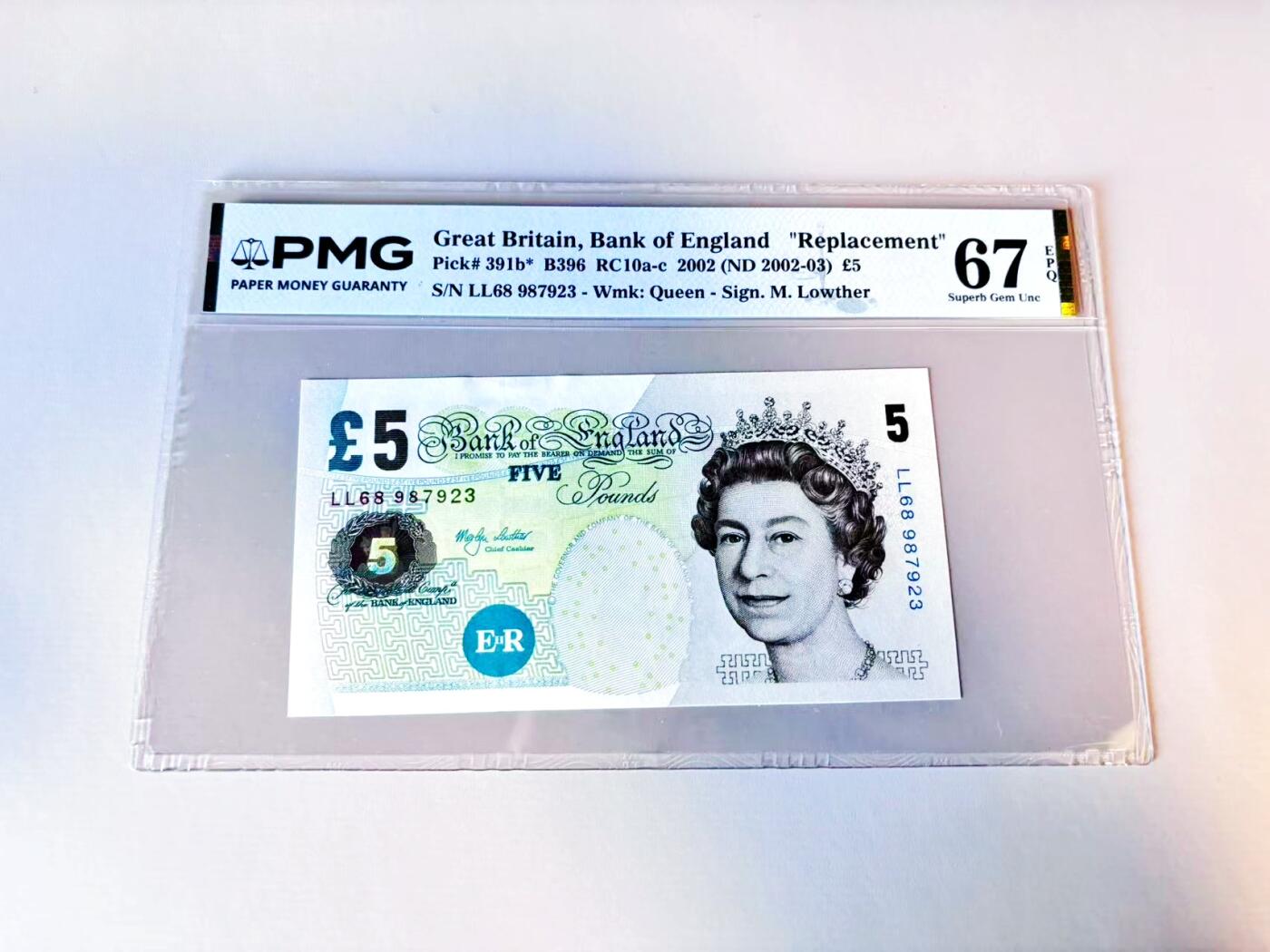 【Blue Auction】世界纸币精拍第805期——18级TOP拍卖/信誉/品质/专业/高效💫 【补号】英国 2002年5镑 PMG67EPQ 高分