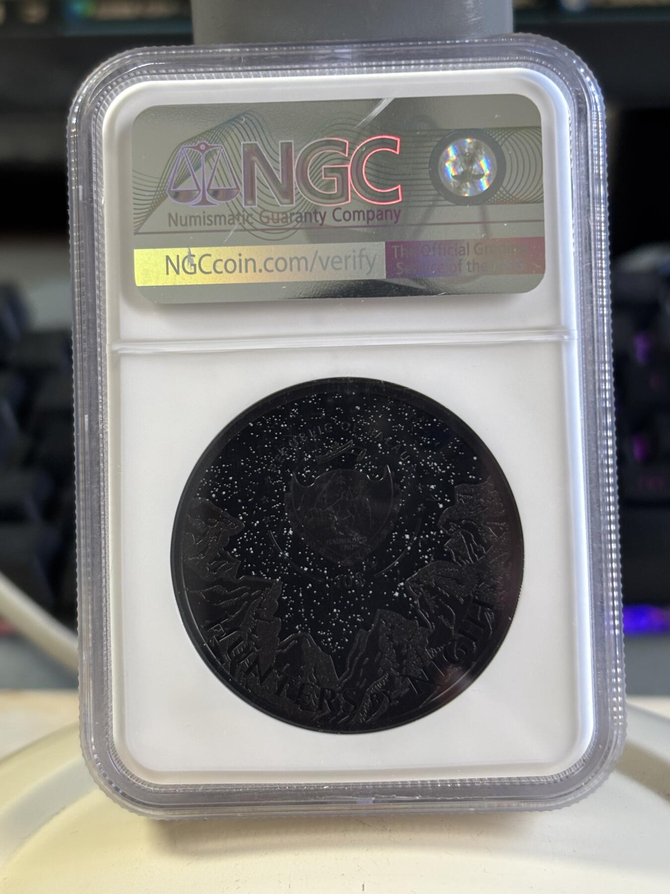 第197期拍卖 帕劳2023年夜间猎人系列凯门鳄曜石黑2盎司纪念银币NGC-PF70首无盒证书，9999银，发行量888枚