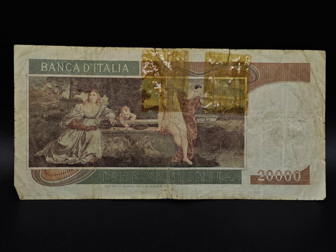  【淘币小摊】限时拍第八百九十拍   纸币场    每周一统一发货 意大利20000里拉纸币【有折胶带】