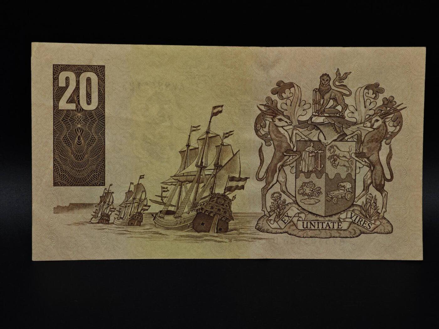  【淘币小摊】限时拍第八百九十拍   纸币场    每周一统一发货 南非20兰德纸币【有折】