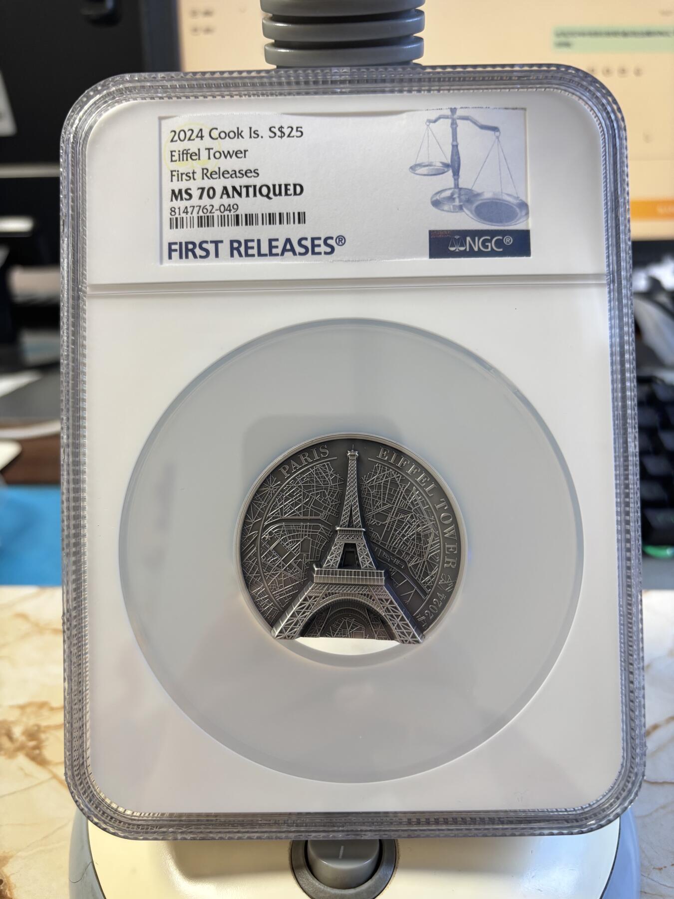 第197期拍卖 库克2024年埃菲尔铁塔5盎司纪念银币NGC-MS70首无盒无证书，999银，发行889枚