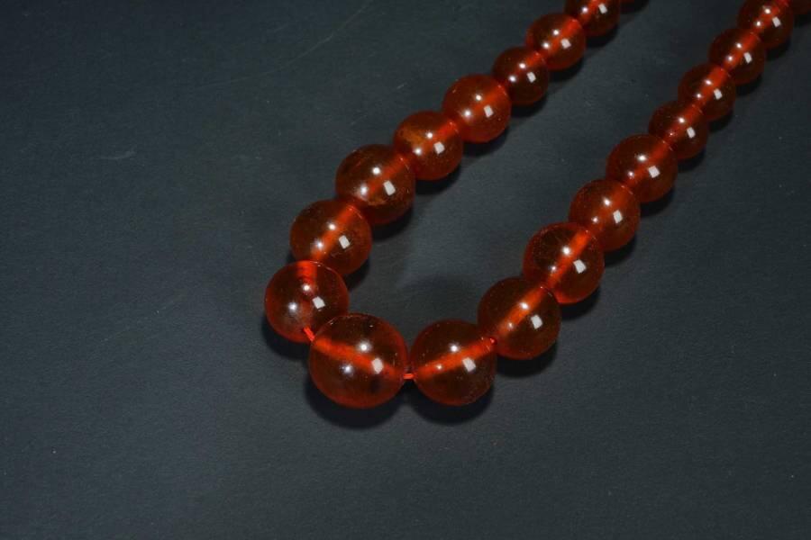 上海都达杂项专场七十二【全场包邮】 清代 琥珀塔珠项链61-326