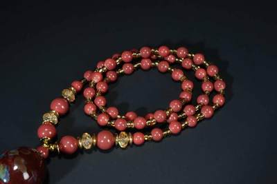 上海都达杂项专场103【全场包邮】  红色毛衣链66-262