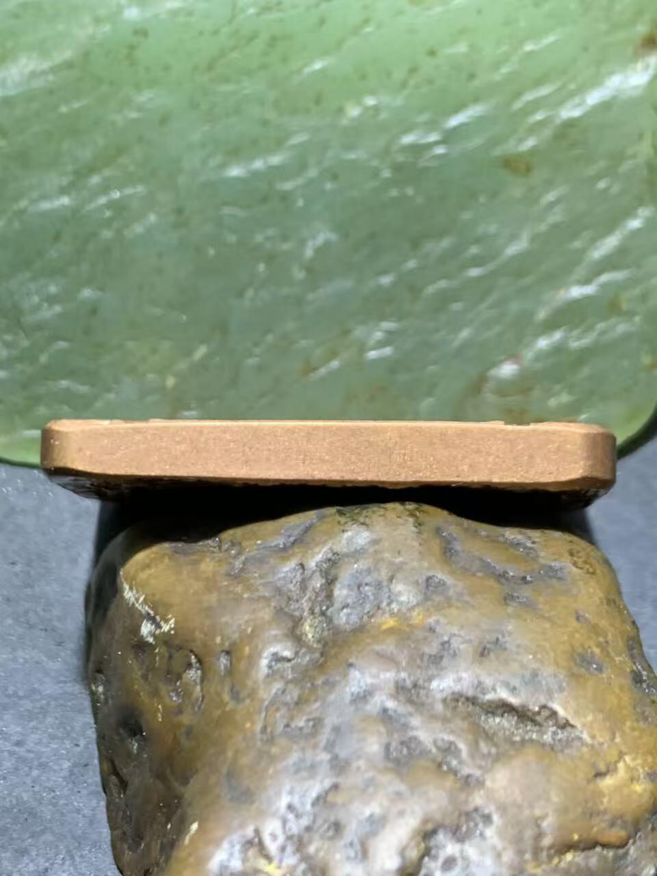 精美紫铜象神护身牌一个，