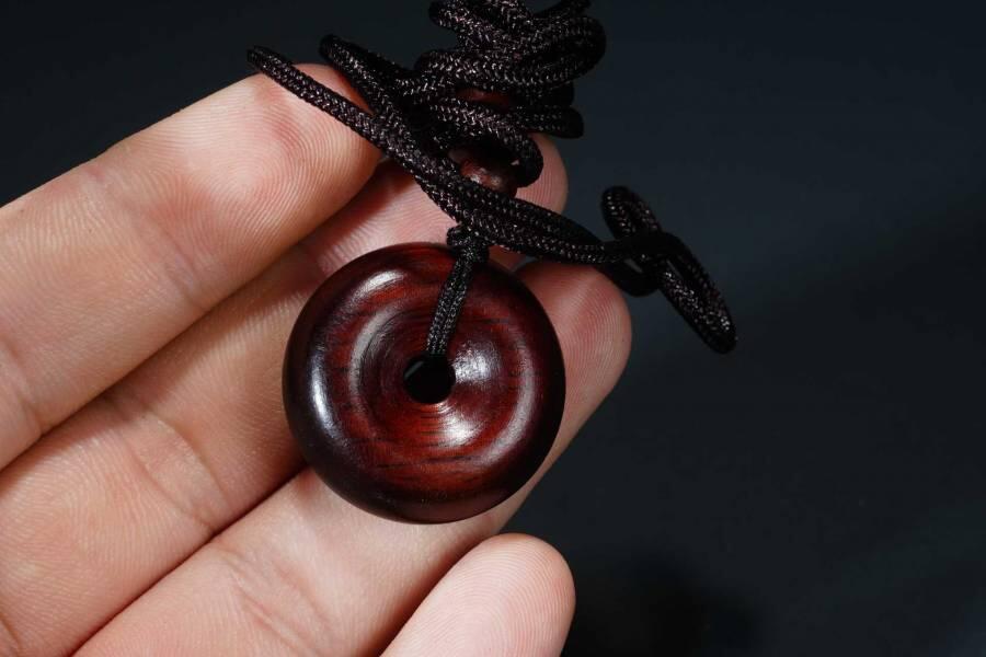 上海都达杂项专场七十二【全场包邮】 印度小叶紫檀平安扣挂件67-318