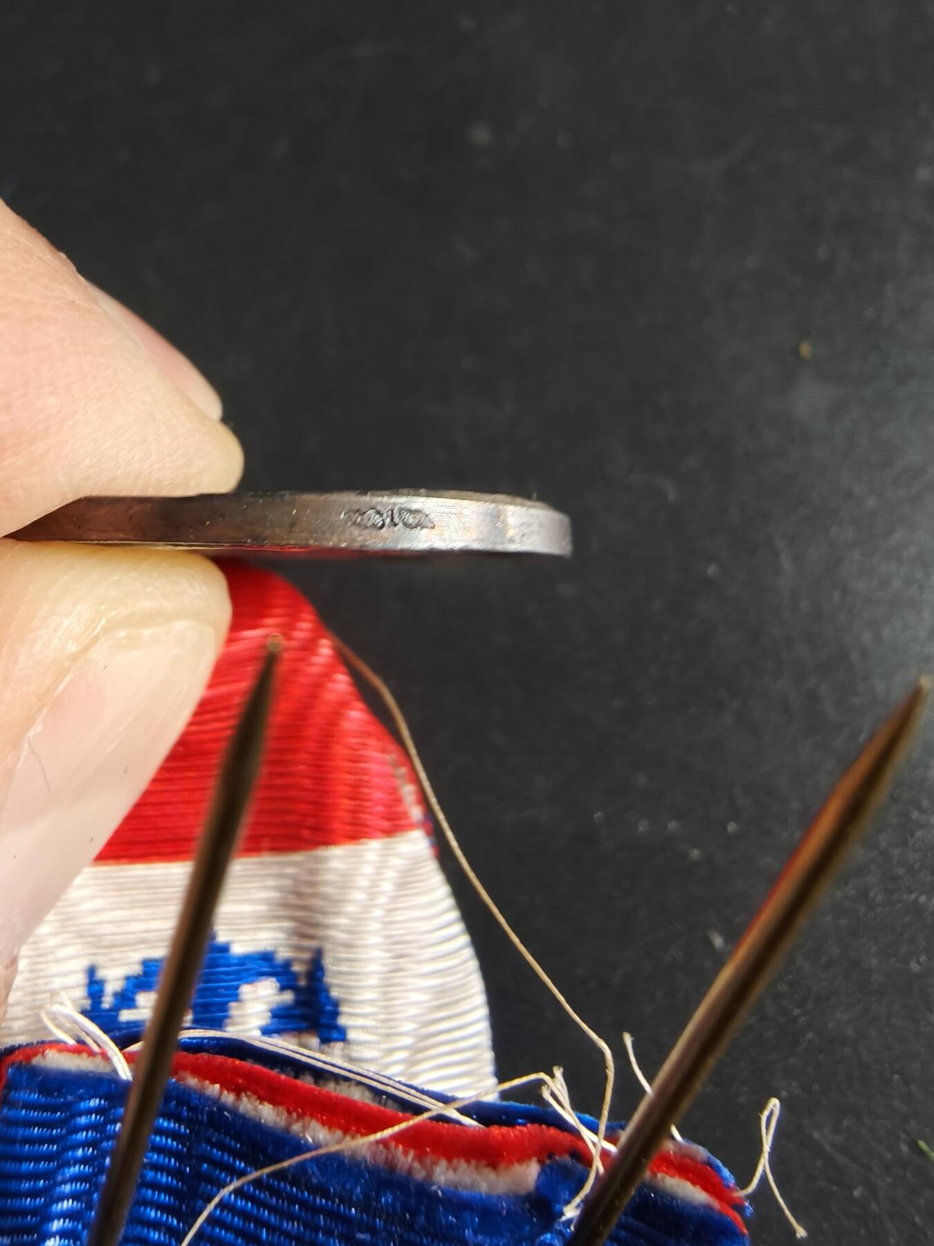 老王徽章第191期 法国银级海事版劳工奖章     带盒      950银     12.5g