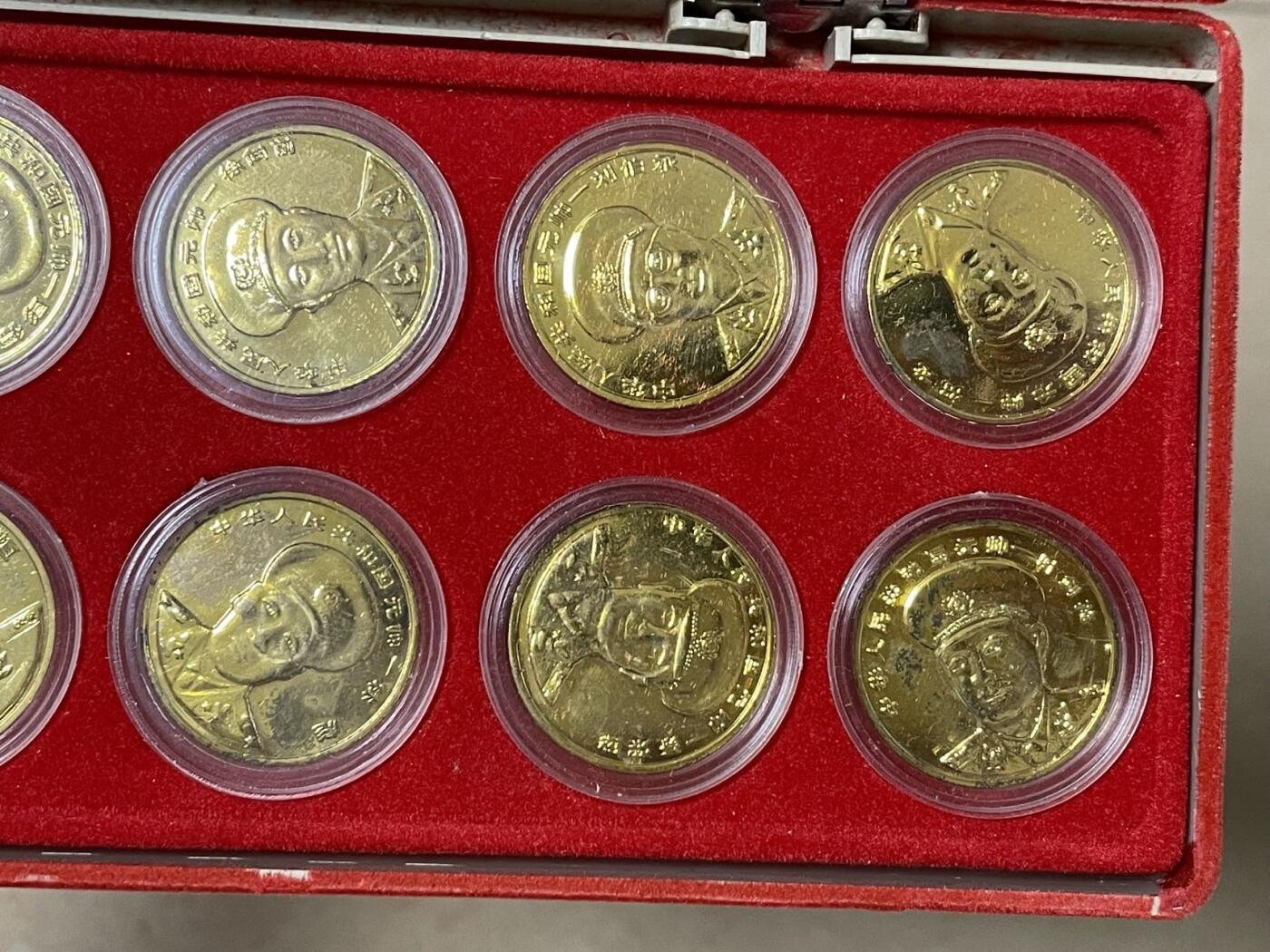 1993年开国元帅24 K铜镀金纪念章 基本保持原貌 盒子和部分镀金层自然老化