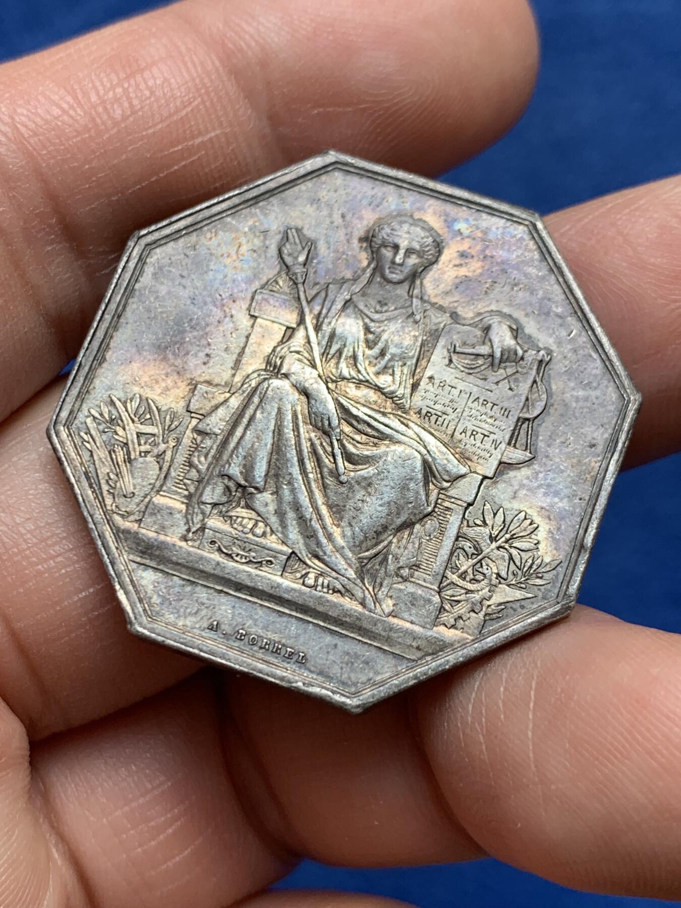 《竞宝斋》第477场 周日，周一 2场连拍 （全场包邮）欢迎送拍 法国公平女神巴黎公证处八角银质代币，丰饶角ARGENT，19.6克，34mm