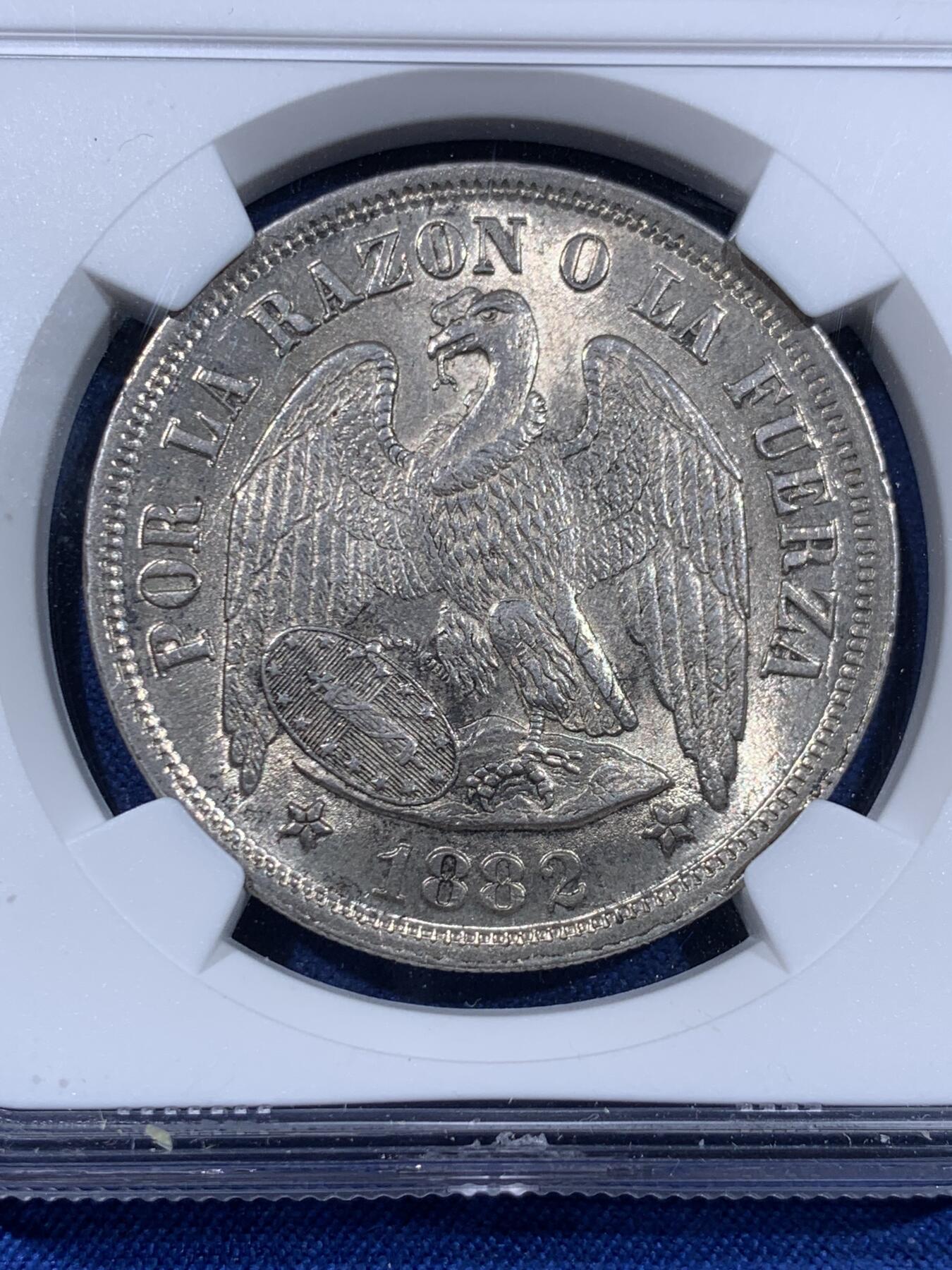 《竞宝斋》第477场 周日，周一 2场连拍 （全场包邮）欢迎送拍 NGC MS63 智利1882年1比索大银币