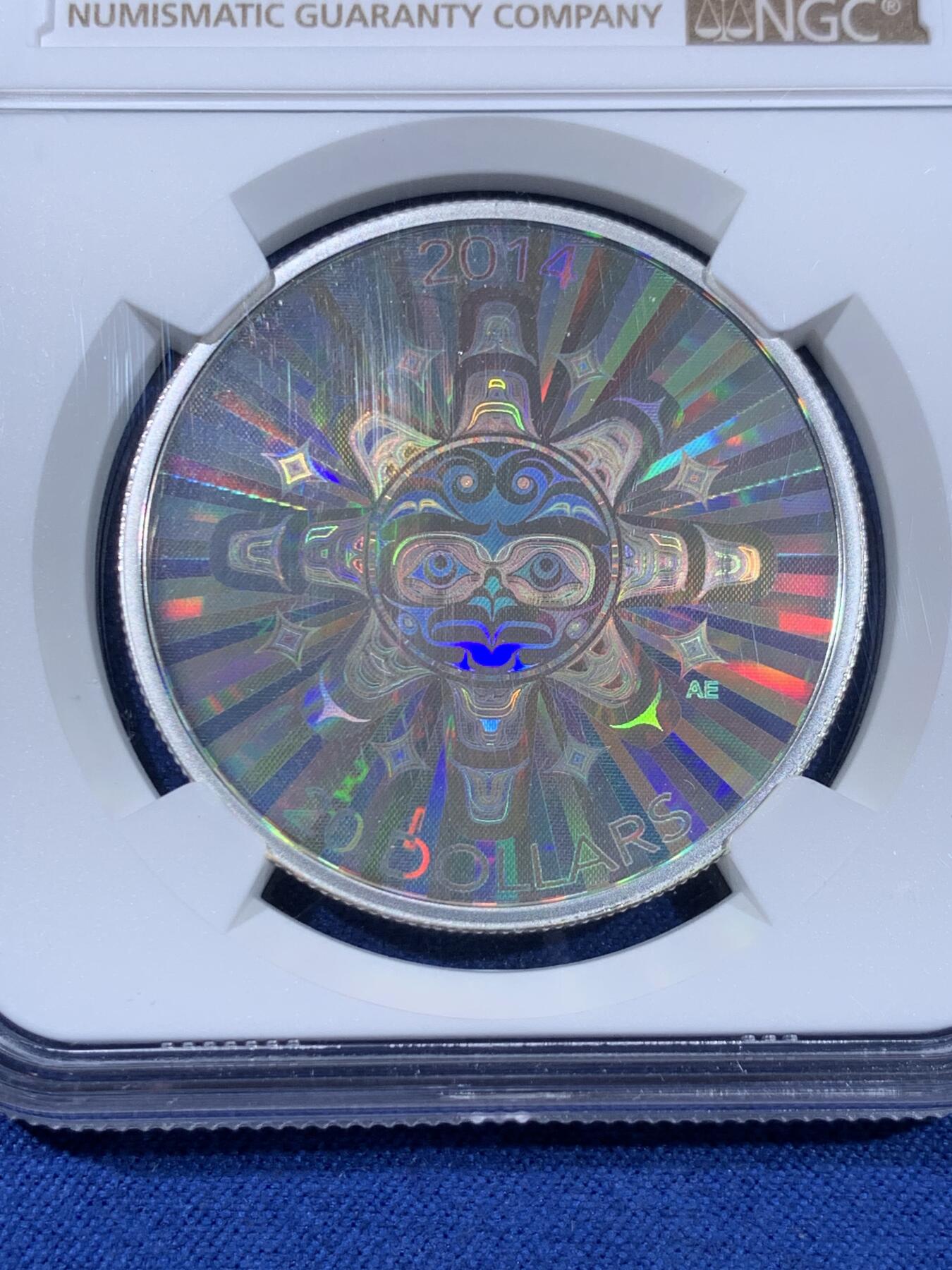 《竞宝斋》第477场 周日，周一 2场连拍 （全场包邮）欢迎送拍 NGC PF69UC 加拿大2014年“海狸”原住民文化系列一盎司银币，系列第一枚，镜面高浮雕，全息幻彩。以原住民艺术风格描绘了海狸形象，并结合全息幻彩技术呈现出绚丽的视觉效果，是兼具艺术与技术的现代纪念银币。