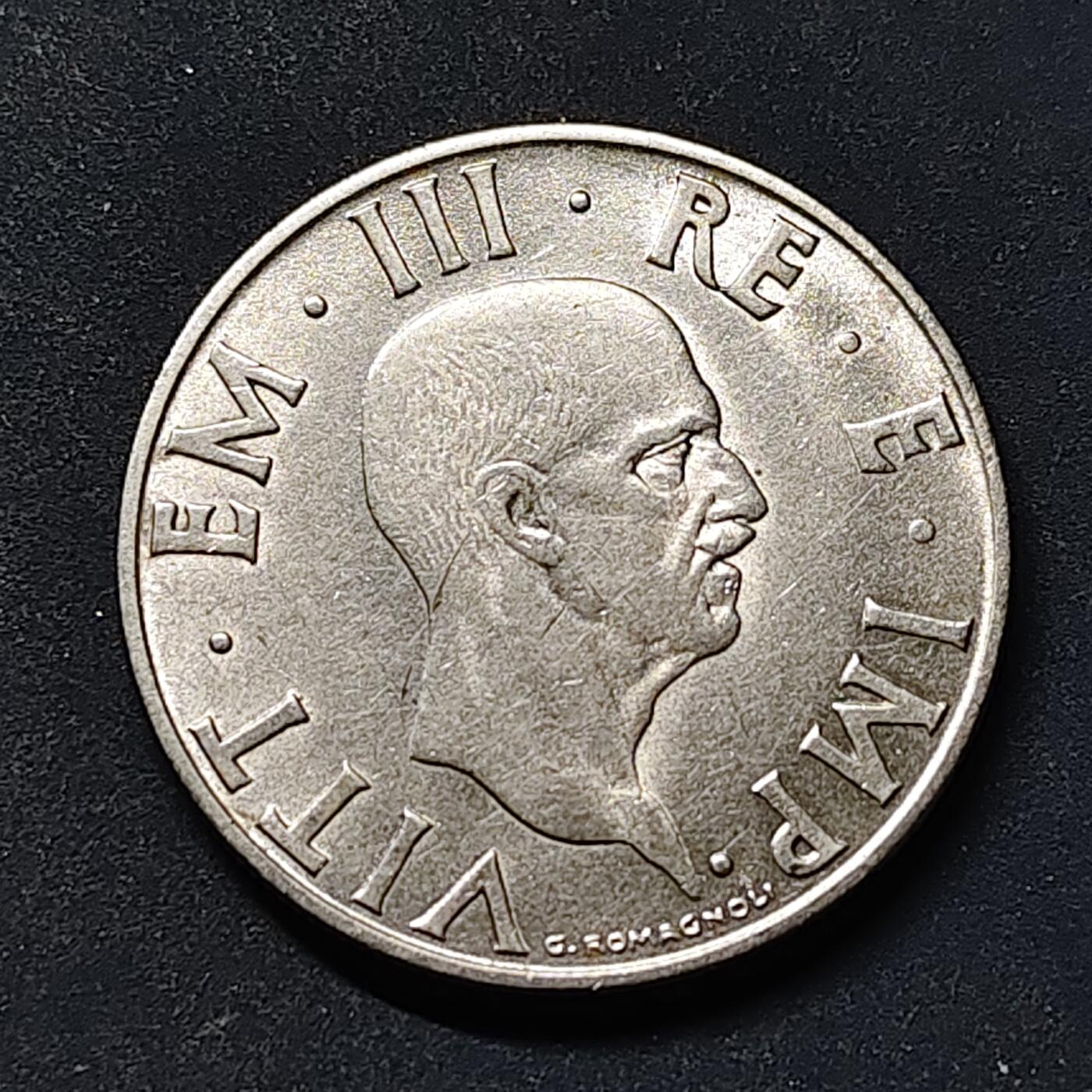 【全场包邮】纯粹捡漏拍518场 意大利1939年艾曼努尔三世2里拉 UNC品相