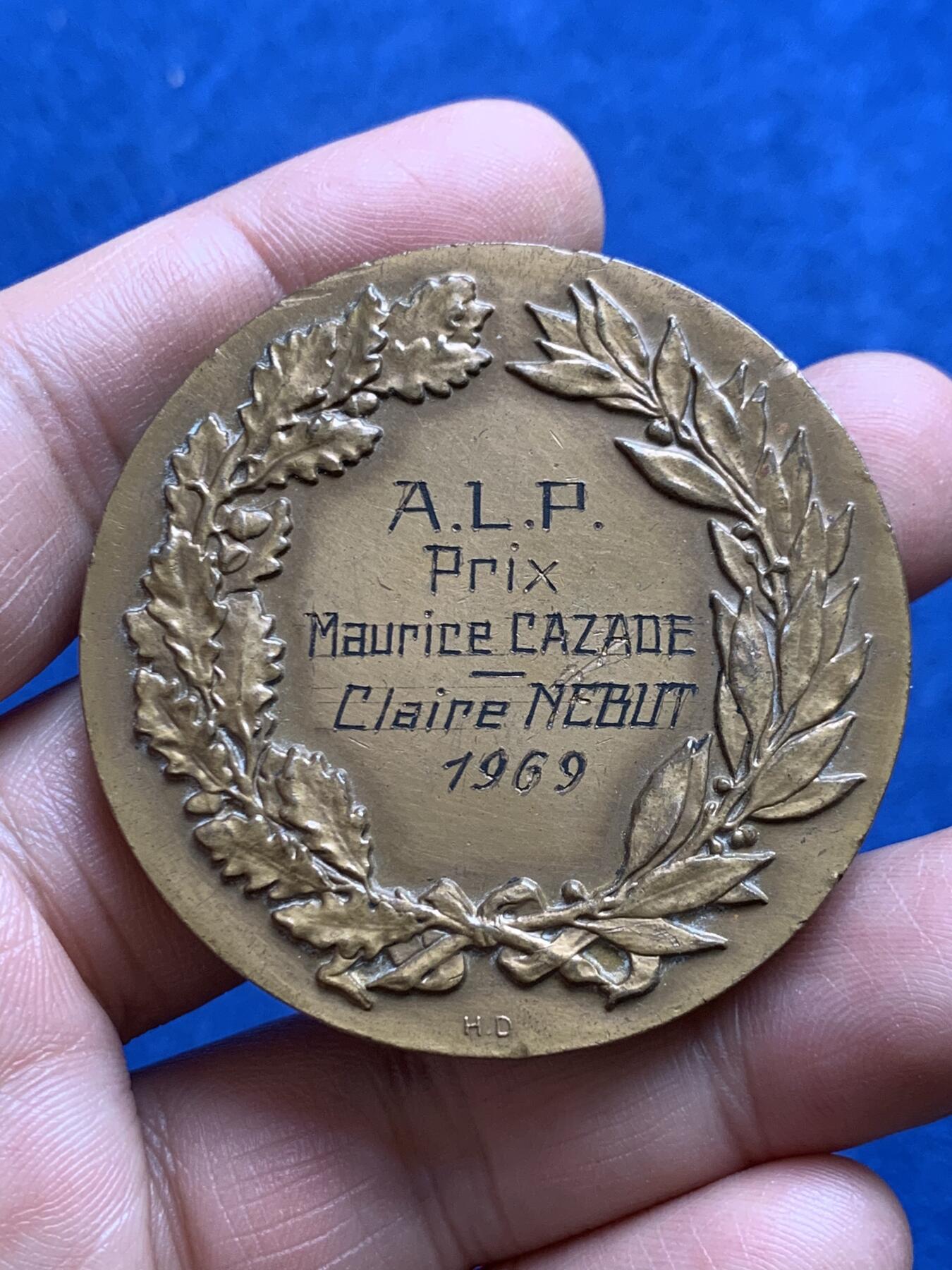 《竞宝斋》第477场 周日，周一 2场连拍 （全场包邮）欢迎送拍 1969法国著名章牌家 Édouard Charles Fraisse设计奥林匹克主题青铜纪念章 83.8克 50mm 1967 丰饶角铜标 带盒