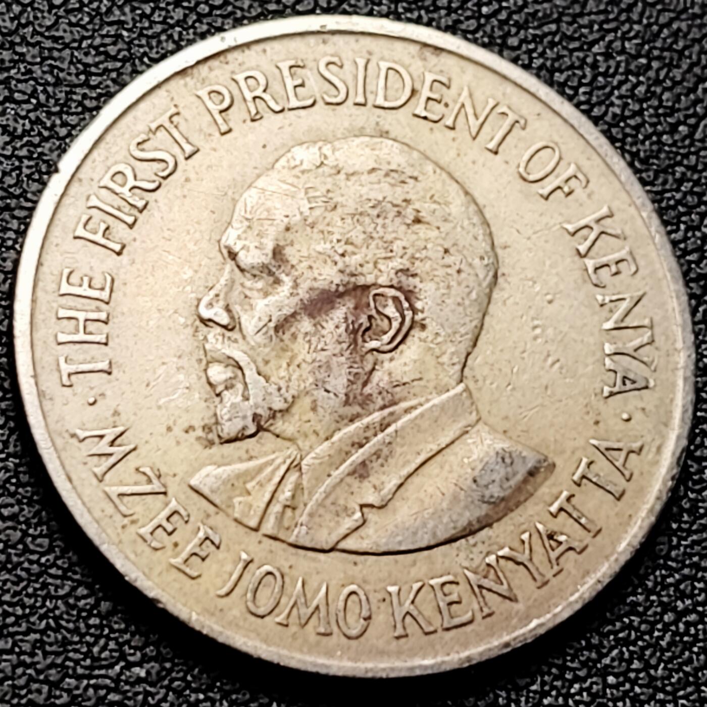 泉币菌-第220场-拍品多 请提前出价 。