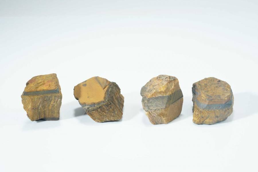 上海都达杂项专场六十六【全场包邮】 天然虎眼石原料 4件62-333